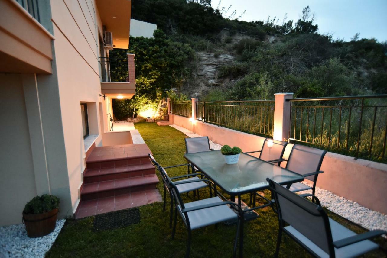 Searockhouse Vila PalaiónTsiflíkion Exterior foto